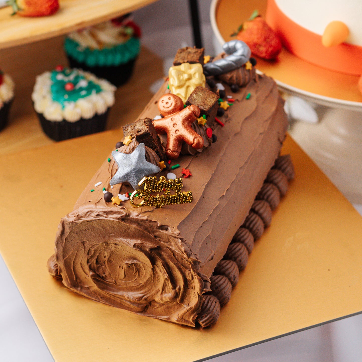 Chocolate Brownie Crunch Log Cake